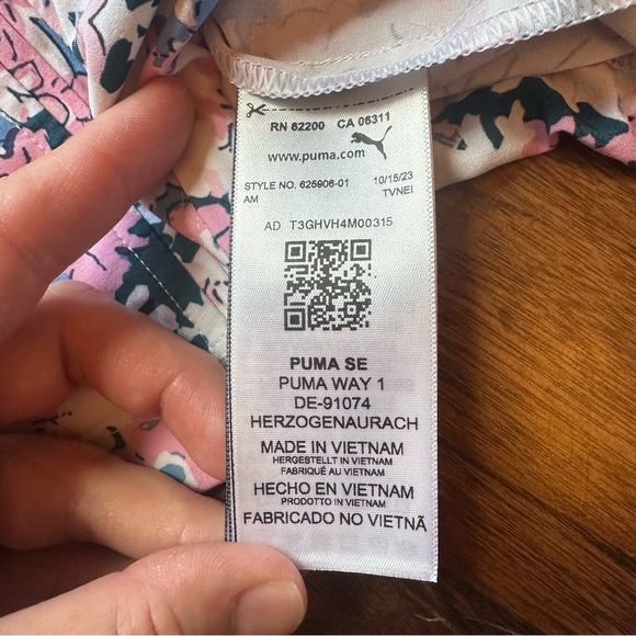 Women's Puma Bloom Full Zip Shell Golf Jacket Windbreaker Size S NWT - Picture 8 of 13